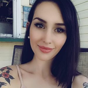 Meet your Posher, Rebecca